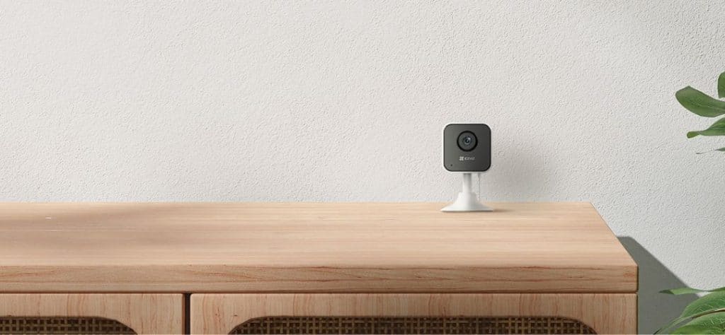EZVIZ 1080P Full HD H1C Smart Home Securty Wi-Fi Indoor Camera